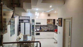 Cho thuê nhà 3 tầng mặt tiền đường 10m5 hòa xuân