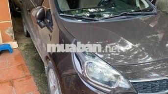 Kia Rio 2015 1.4 AT Sedan - 120000 km