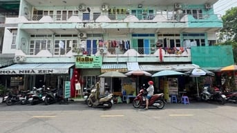 Cần bán tòa nhà 2 mặt tiền đường số - Quận 7