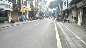 Bán đất Mặt phố Nguyễn Khuyến 215m2, mt 11m