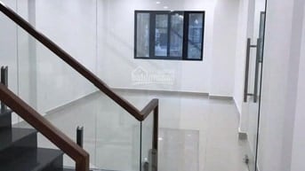 Cho thuê nhà mặt tiền 455 Huỳnh Văn Bánh q Phú Nhuận, giá 25tr, LH:033