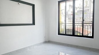 Bán nhà đường Nguyễn Biểu Q.5 - 4PN 5WC