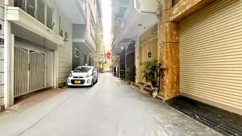 Bán nhà phân lô Trần Quang Diệu 57m2*5T,MT:5M,KD,ở sướng,giá 19.5tỷ.