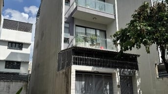 Bán nhà 5x2m 1 hầm 3 lầu, KDC Dương Hồng xã Bình Hưng Bình Chánh