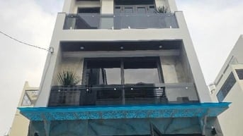 Bán gấp nhà ở đường Nguyễn Thị Huỳnh, phường 8, quận Phú Nhuận, giá 3 