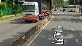 Đường Xe Container - Đất thổ 25x44m mặt tiền Lê Thị Riêng - Q.12