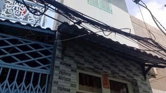 Cần bán nhà Tân Hoà Đông FF14Q6 dt 2,5m x 8m gác lửng giá 1,450 tỷ SHR