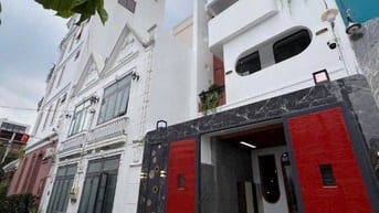 CHO THUÊ NHÀ Siêu Phẩm Duy Nhất 1 Căn Ngay 31/3 Út Tịch, Tân Bình 