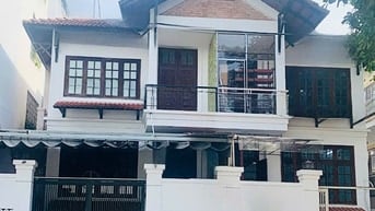 Cho thuê nhà nguyên căn Hoàng Dư Khương, Quận 10 - DT 10x17 mét
