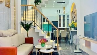 Chính Chủ Bán Nhà Đẹp Sổ Riêng 30m2,Mới Xây 100%,Full Thổ Cư - Quận 12