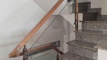 Cho thuê nhà hẻm 3m(BG) Đoàn Văn Bơ, P.9, Q.4 giá 13tr