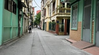Bán gấp ngay nhà phố Cầu Giấy, phân lô ô tô đỗ, MT 4, giá nhỉnh 14 tỷ