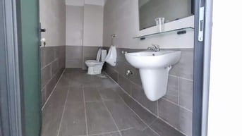 4 Nguyễn Duy Dương quân 5 bán 21 tỷ. 0909783893