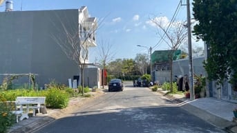 Bán 81.5m ngang 5.4m vuông vức đường Trường Lưu