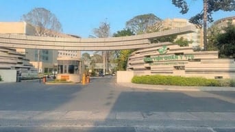 Bán CHdv 15PN. Sẵn dòng thu. Ngay bv 175. Sân bay TSN. Đầy đủ GPKd