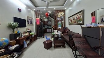  NHÀ ĐẸP DÂN XÂY PHỐ NAM DƯ – 35M² x 5 TẦNG  – GIÁ 5,55 TỶ