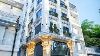 CC cần bán nhà mới 9 tầng 2 mặt ngõ ô tô .61m2 MT 5m