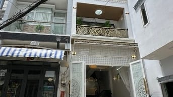 SIÊU PHẨM NHÀ ĐẸP 4 TẦNG - FULL NỘI THẤT - HẺM XE HƠI 6M – GẦN QUẬN 7