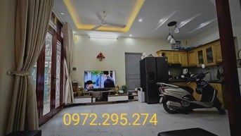 Cần bán căn nhà lô góc đủ nội thất có chỗ để ô tô sổ đỏ đẹp giá 4 tỷ 1