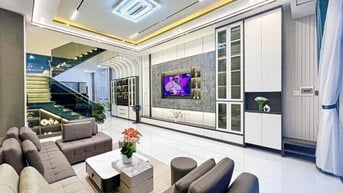 Bán nhà ngay Hoàng Hoa Thám, Tân bình. Giá 2 tỷ 516tr/ 68m2, sổ riêng