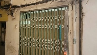 Cho thuê nhà gần chợ Ngọc Hà, 4 tầng, sử dụng 48m2, 2 phòng ngủ