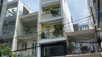 Bán gấp nhà ở đường Trịnh Quang Nghị, phường 7, quận 8, giá 2 tỷ 300 t
