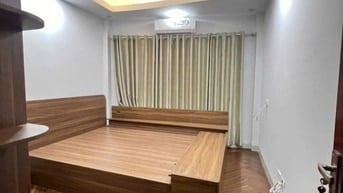 Cần bán gấp căn Trần Phú, p4, quận 5 giá 4tỷ350tr đi lại thoải mái