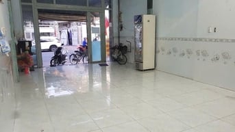 NHÀ CHO THUÊ NGUYÊN CĂN-1 TRỆT- 2LẦU, SÂN THƯỠNG XUYÊN SUỐT-Q. TÂN PHÚ