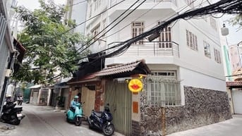  BÁN NHÀ CĂN GÓC ĐẸP  3 TẤM BTCT - KHU DÂN CƯ HIỆN HỮU KHÔNG QUY HOẠCH