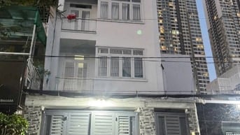 Cho thuê nhà hxt 180/11D  Nguyễn Hữu Cảnh, p22 quận Bình Thạnh 