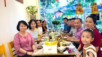 SANG NHƯỢNG NHÀ HÀNG CHAY DIỆN TÍCH 66M2
