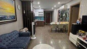 Cho thuê CC 3PN, 16,5 triệu, 88m2, bc Đông Nam, 82 Nguyễn Tuân, HN