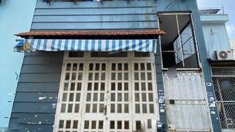 Bán nhà - 7 phòng wc riêng - hẻm xe hơi 6m thông - Ngay chợ Lạc Quang 