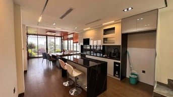 Bán nhà phố Hồng Tiến, Long Biên 75m2, 5 tầng, có thang máy, ô tô vào