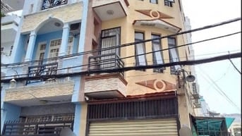 Góc Cô Bắc-Cô Giang,4Tầng,5PN,Khu Vực An Ninh, Sạch Sẻ,Cho Thuê Tốt