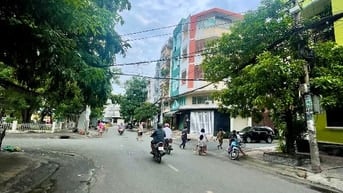 NHÀ 4 TẦNG KIÊN CỐ – HẺM XE HƠI GẦN MẶT TIỀN BÀ HOM – Q6