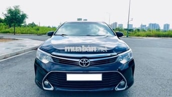 Chính chủ bán Toyota Camry 2.5Q - Form mới