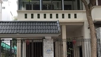 Cần Bán nhanh biệt thự đơn lập khu ĐTViệt Hưng, DT 234m2, chưa đến 50t