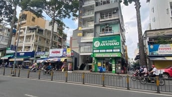 Bán MT Trần Hưng Đạo, Q.5 giáp quận 1. DT 4 x25 , 5 tầng. Giá 42,8 tỷ