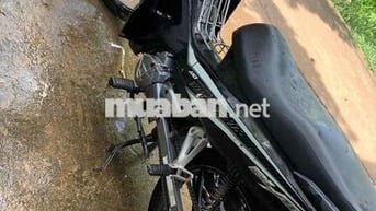 Nhà dư dùng nên bán chiếc blade 2017 chính chủ