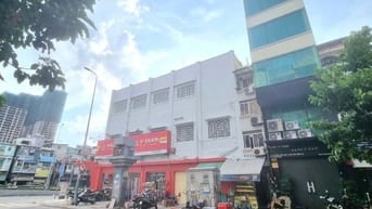 Siêu phẩm gần chợ bến thành mới ra - giá siêu tốt