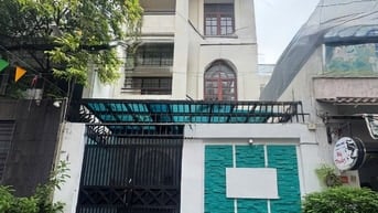 Cho thuê Villa mini Huỳnh Văn Bánh, p13, Phú Nhuận