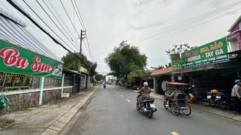 Nhà mặt tiền 216m2, đường thị trấn Tân Hiệp, Hóc Môn đang cho thuê 