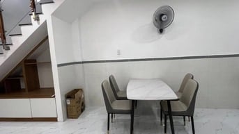 Cần tiền bán gấp căn Lâm Văn Bền-Q.7/60m2/1ty285-Shr bao phí, hxh