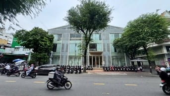 Cho Thuê Nhà Mặt Tiền: 583 Sư Vạn Hạnh, P.12 Quận 10 - Hơn 5000m2/Sàn 