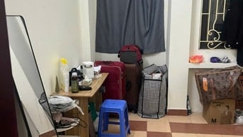 Cho thuê nhà nguyên căn C tầng – 5PN – Ngõ 133 Hồng Mai – Gần Bách Kho