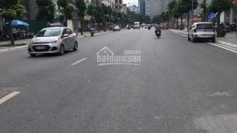 BÁN Tòa  NHÀ MẶT PHỐ  TOÀ VĂN PHÒNG - KINH DOANH - DT450 M giá 380 tỷ