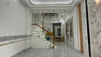 Chia tài sản bán gấp 70m2 nhà đ.Hoàng Diệu,q4-gần Đại học Luật-1,23 tỷ