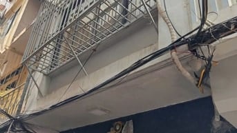 Bán nhà trong ngõ phố Minh Khai, DT 20 m2 x4Tầng, ngõ ô tô đỗ cửa