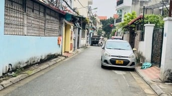 ĐẤT HIẾM NGỌC THỤY - LÔ GÓC - OTO TRÁNH - 2 MẶT NGÕ OTO THÔNG - 8.9 TỶ